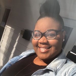 Meet your Posher, Miracle